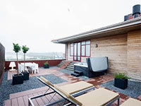 6-p penthouse - Lakeview