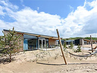 Sea House Family