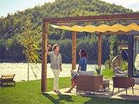 Exclusive Lakeside Cottage