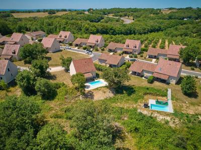 Thumbnail 2 van FranceComfort - Domaine de Lanzac