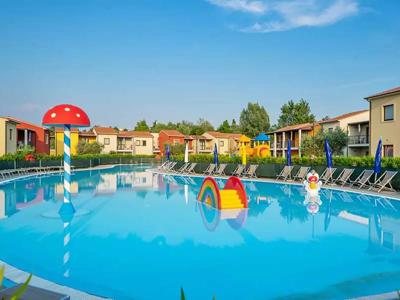 Thumbnail 3 van Belvedere Village