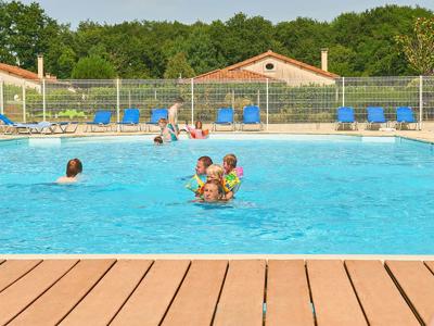 Thumbnail 2 van FranceComfort - Domaine Les Forges