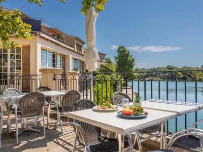 Pont Royal en Provence