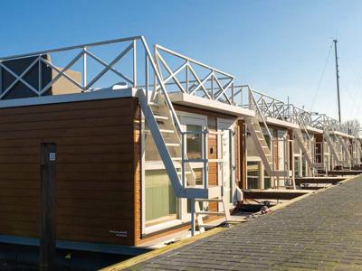 Houseboats Lemmer